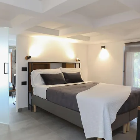 Bohemien Boutique לינה וארוחת בוקר 4*