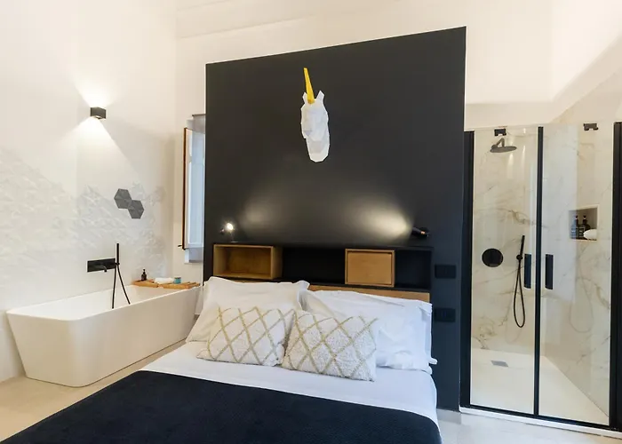 Bohemien Boutique 4*