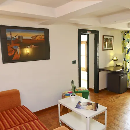 Bohemien Boutique Bed & Breakfast 4*