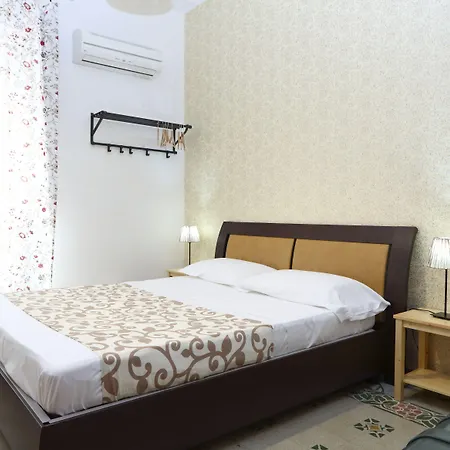 Bohemien Boutique 4* Cefalu