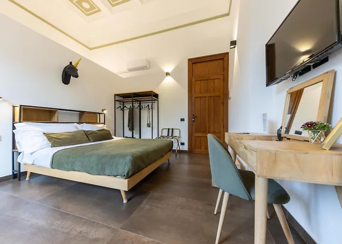 Bohemien Boutique Bed & Breakfast 4*