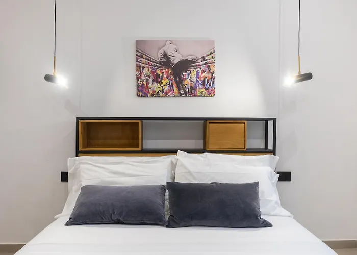 לינה וארוחת בוקר Bohemien Boutique 4*