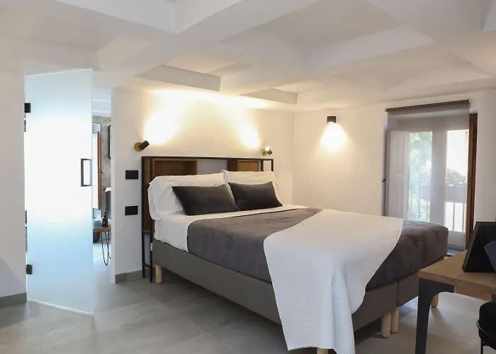 Bohemien Boutique Bed & Breakfast 4*